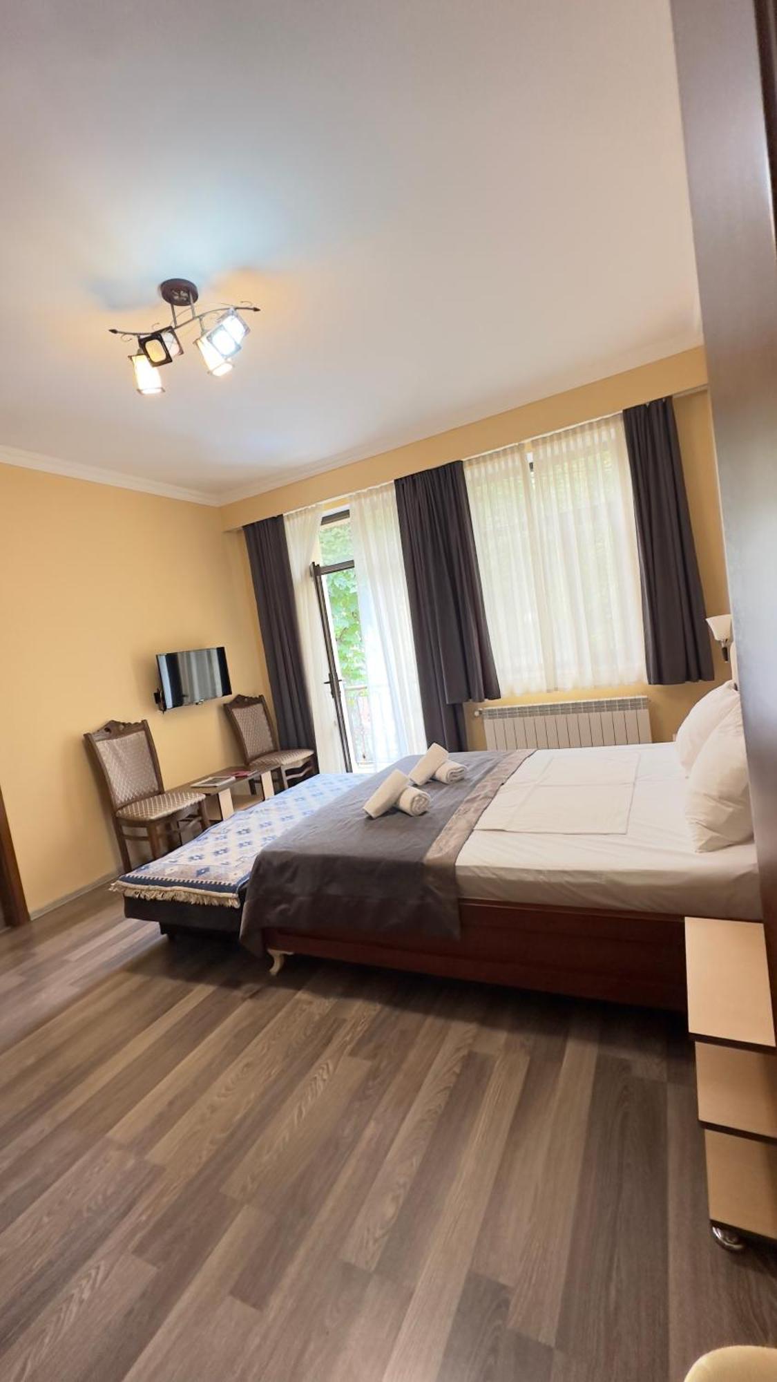 Yaffle Inn Shaki Boutique Hotel Şǝki Dış mekan fotoğraf